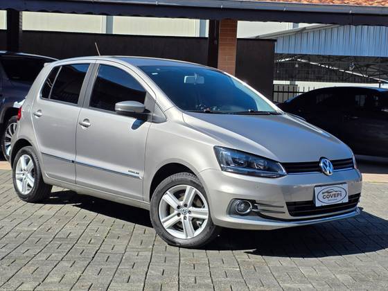 VOLKSWAGEN FOX 1.6 MSI HIGHLINE 16V FLEX 4P MANUAL